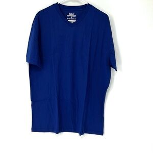Built different NWOT Men's Blue V-Neck Shirt XL